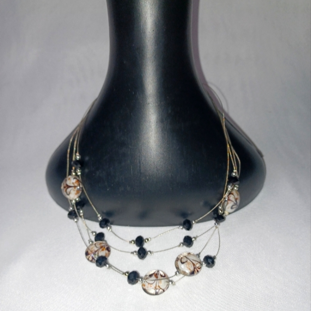 Beaded necklace